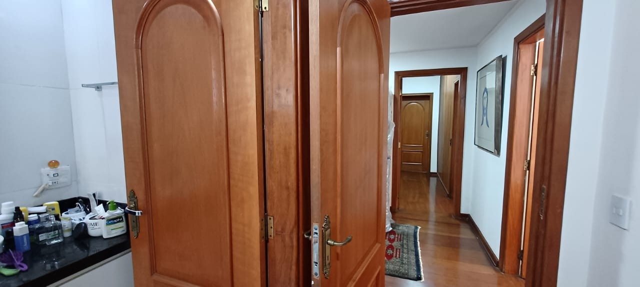 Casa a Venda ou locação (residencial ou comercial) no Jardim das Paineiras, 4 quartos, 6 banheiros, 2 suítes - Campinas SP - Foto 18