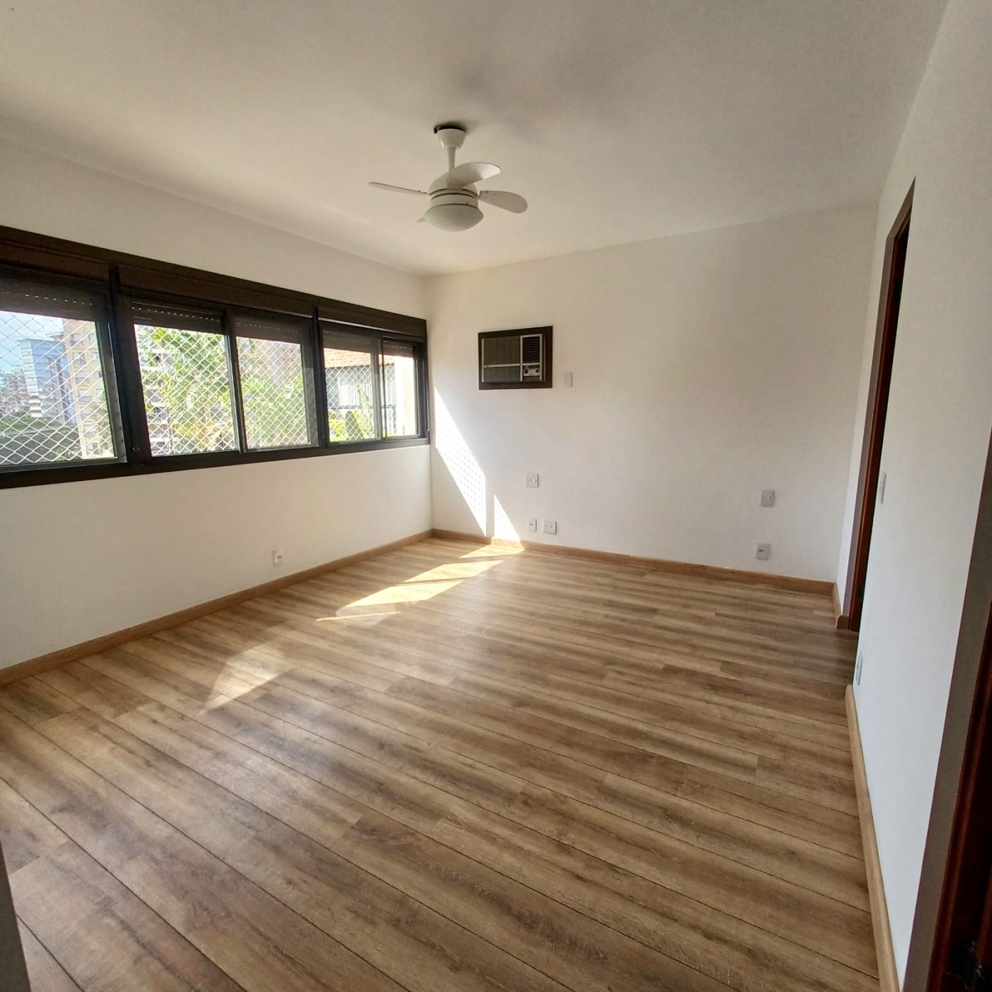 Apartamento para Venda, em Campinas, bairro Cambui, 3 dormitórios, 4 banheiros, 2 suítes, 4 vagas - Foto 35